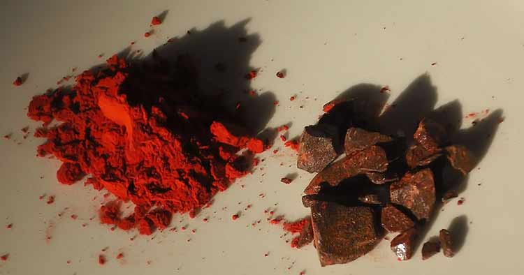 dye and incense made from crushed dragon's blood powder