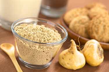 raw maca powder in dish