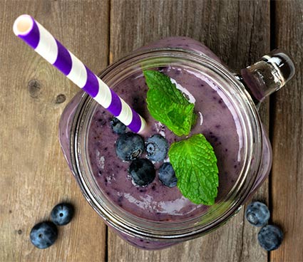 vegan blueberry smoothie